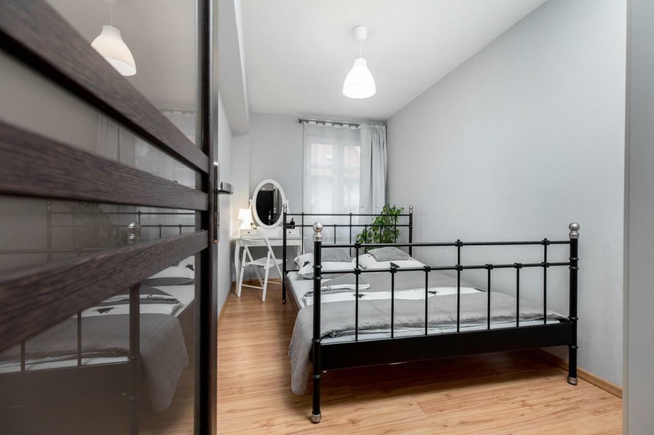Apartament Gemini Dzierżoniów Buitenkant foto