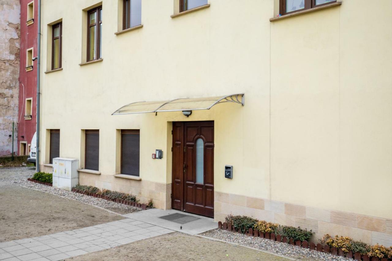 Apartament Gemini Dzierżoniów Buitenkant foto
