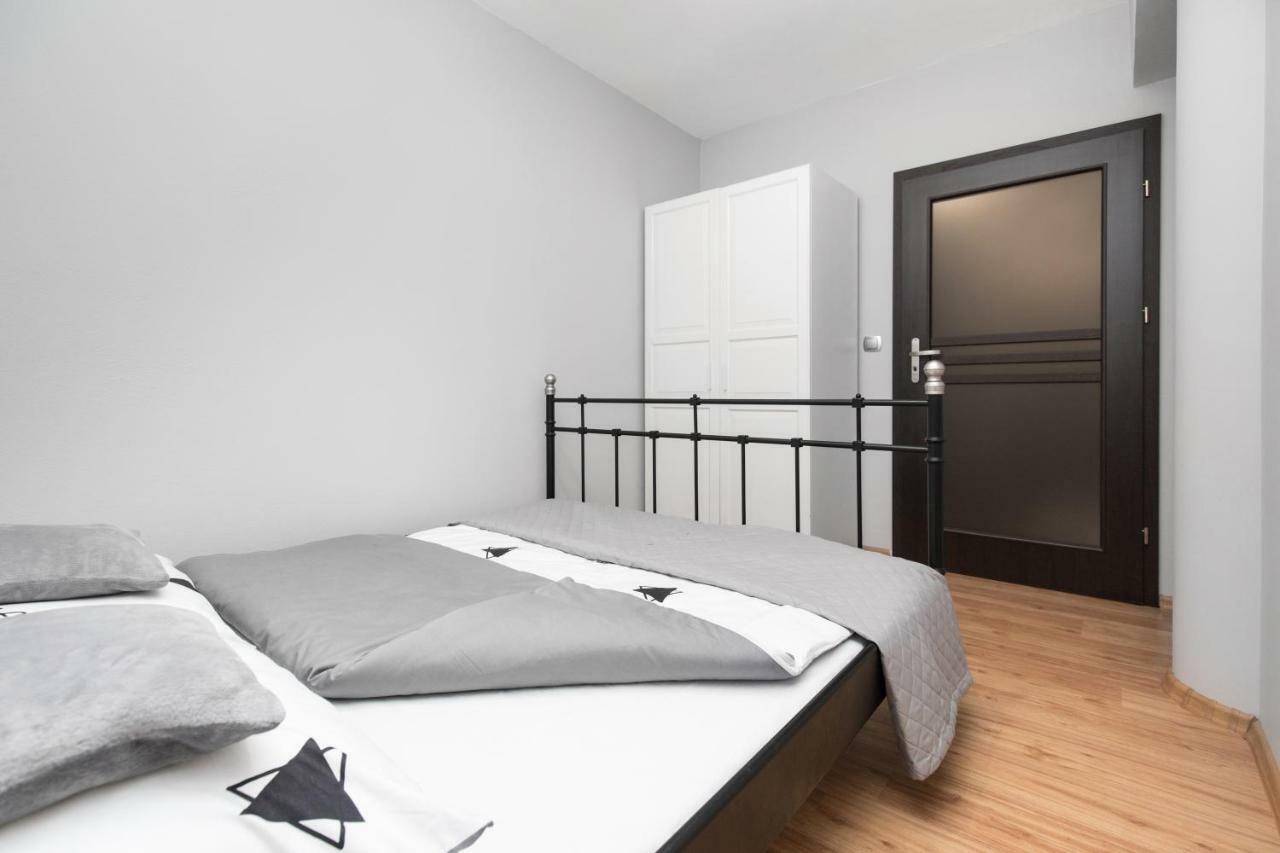 Apartament Gemini Dzierżoniów Buitenkant foto