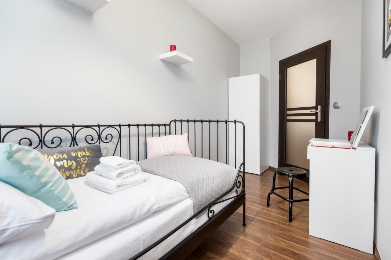 Apartament Gemini Dzierżoniów Buitenkant foto